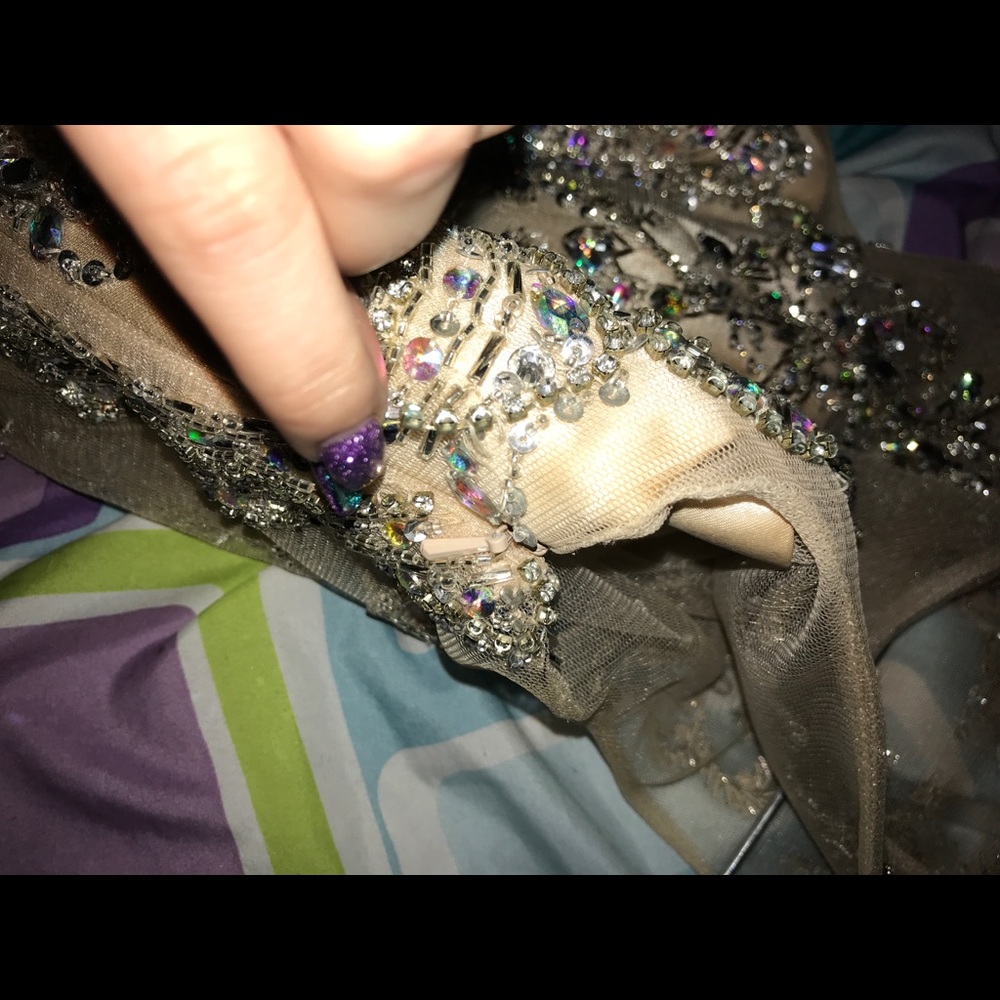 Gorgeous semi formal dress - Picture 5 of 6
